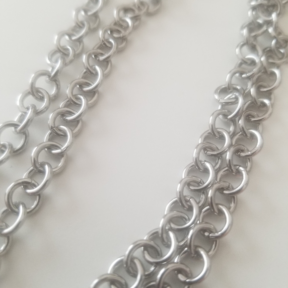 ⚠️NWT- Lia Sophia Violet Hour Toggle Necklace - Picture 8 of 16